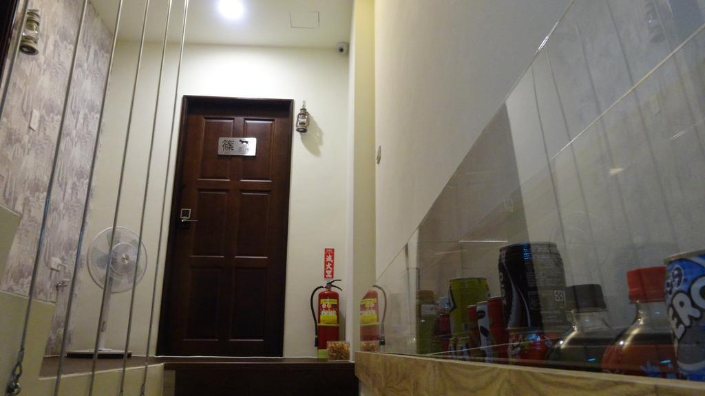 Meow G Cafe Hostel Hualien City Cameră foto